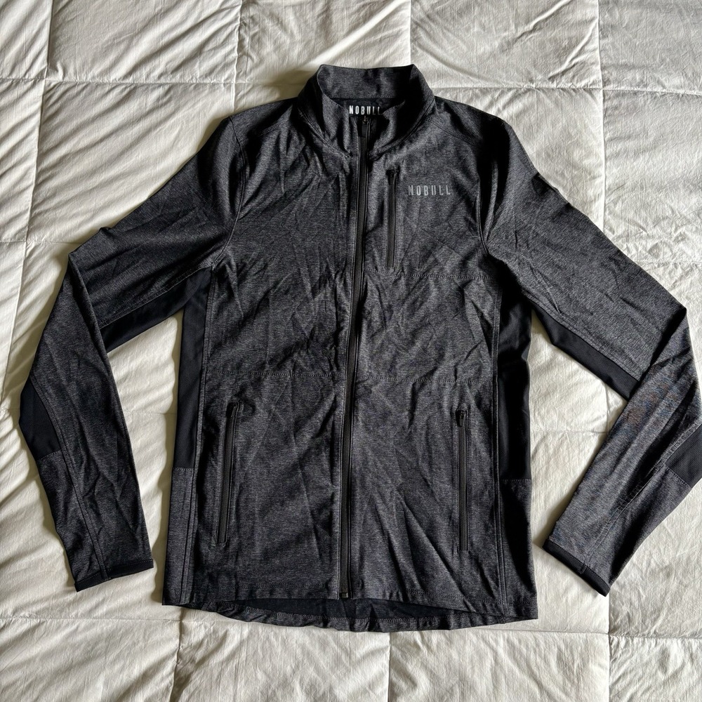 NWOT NOBULL 4-Way Stretch Woven Full Zip Jacket Mens M Dark Gray Performance Gym - Picture 2 of 16